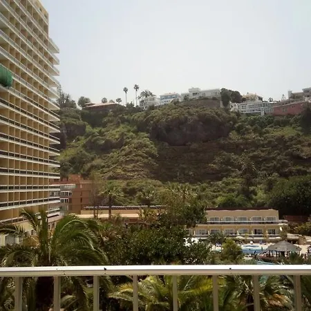 Apartamento Palmeras Beach شقة