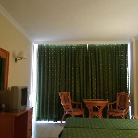 Apartamento Palmeras Beach شقة *